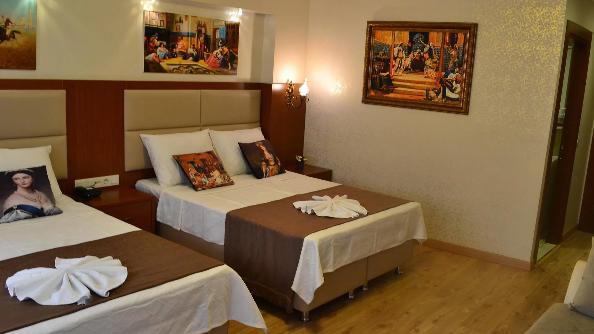 Blue Istanbul Hotel Taksim 3*,