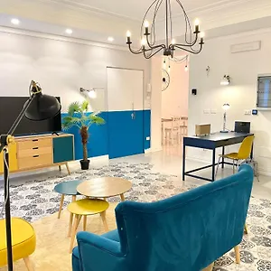 le-porte-di.lecce-hotels.com/